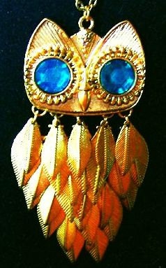 Vintage Pendant Necklace Owl Design Teal Blue Rhinestones Dangle Leaves Curb Chain 3" VG