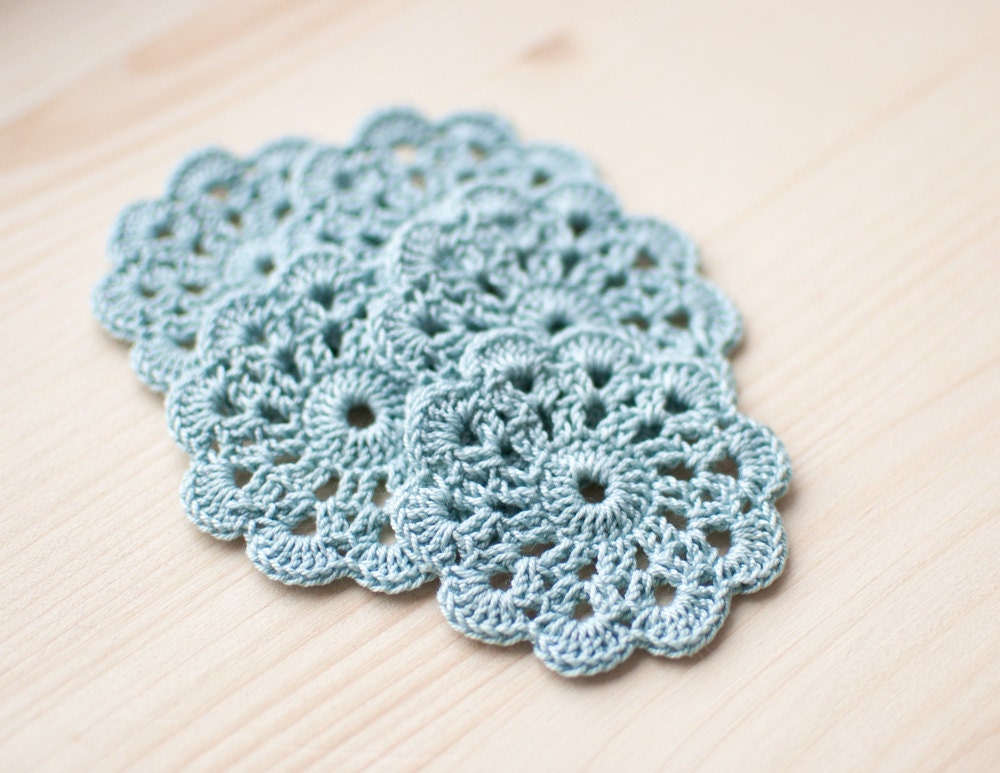 Crochet flower appliques Christmas decoration - Set of 5 - Birthday party Decoration Wedding decoration  Mint blue