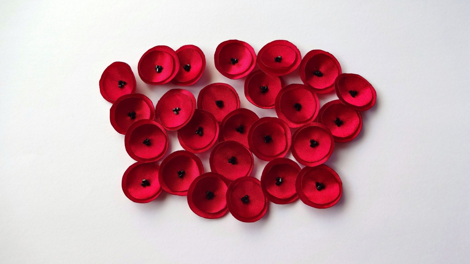 Red Mini Poppies Embellishment