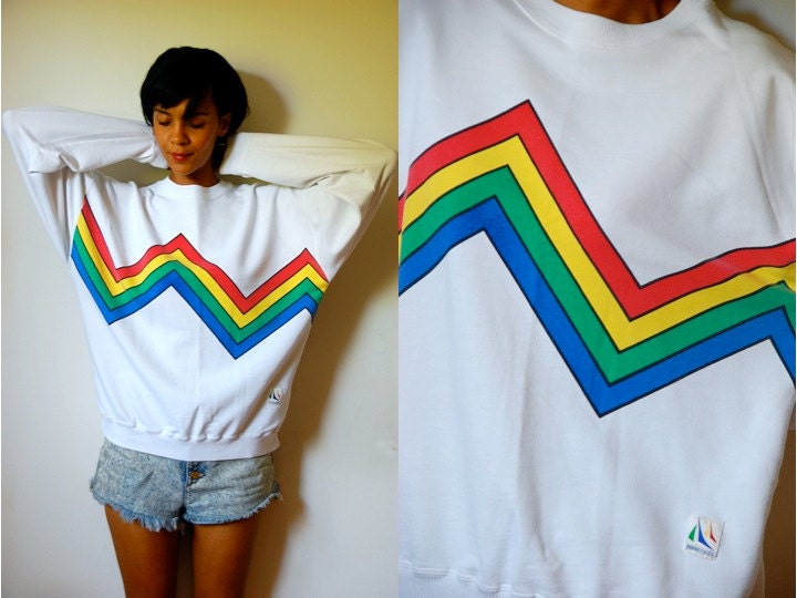 Vtg Pierre Cardin Rainbow Zig Zag Printed White Cotton Sweatshirt