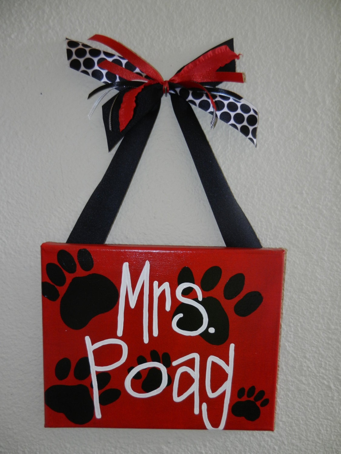 Paw Print Classroom Sign