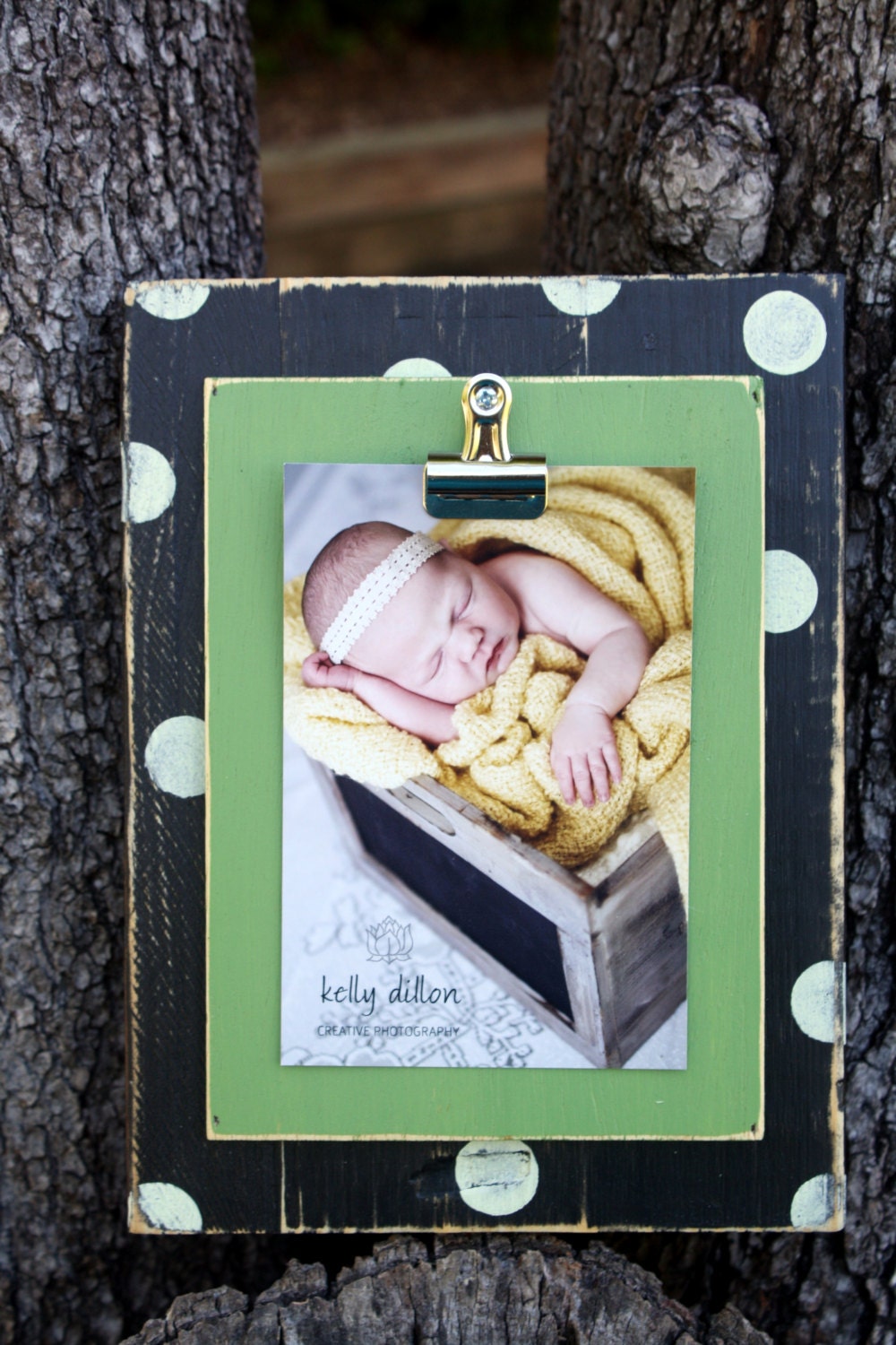 Distressed Picture Frame, 4x6 Picture Frame, clip frame, recipe holder, office organizer, Team Colors, Polka Dot Frame