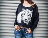Tiger sweatshirt , Tiger sweater , Siberian Tiger Pullover Oversize Bat Wing Style Half Body In Black sweater.