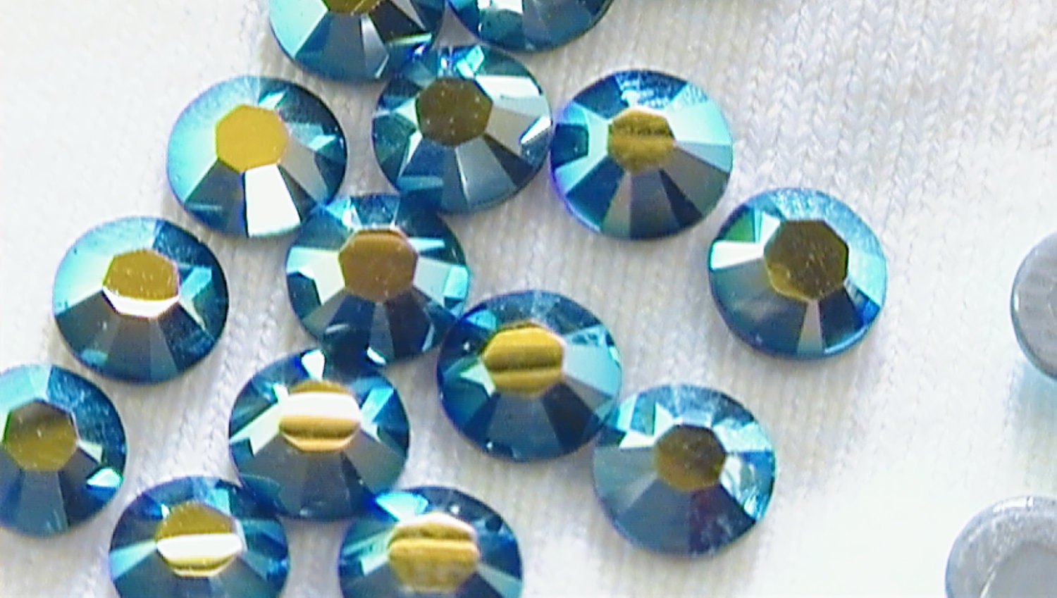 SALE Jet AB 2028 Swarovski Elements Rhinestones 16ss Hot Fix  36 pieces