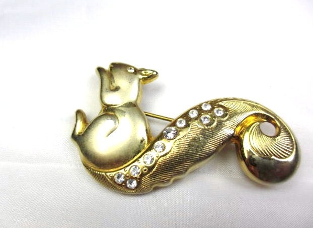 Gold Tone Rhinestone Squirrel 1950s Vintage Jewelry