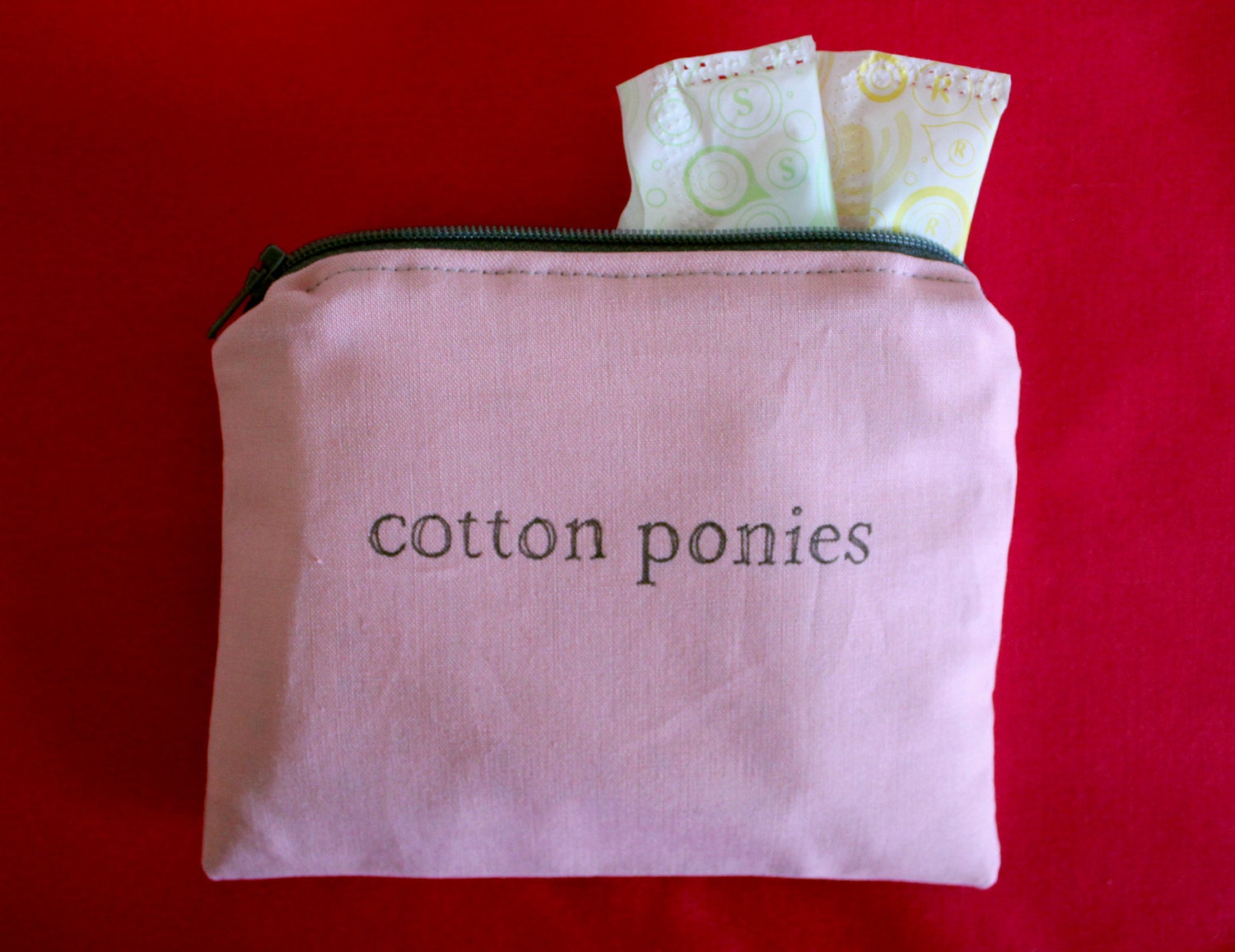 INdiscreet Zip Pouch for Tampons, Menstrual Pads, Feminine Products - cotton ponies