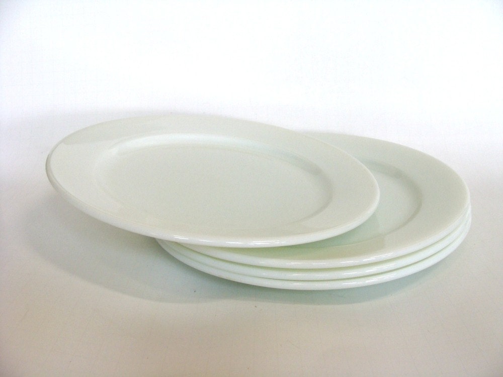Pyrex Tableware Milk Glass Dinner Plates Set of by browneyeddaisy