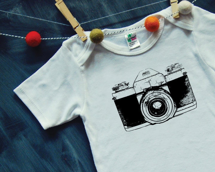baby ONESIE - VINTAGE CAMERA - gender neutral onesie