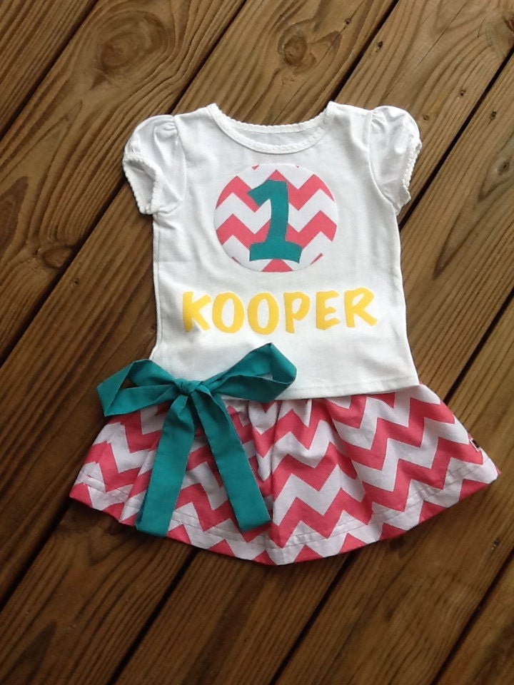 Girls birthday outfit. Shirt & twirly skirt set . Pink white or any color chevron. Custom children's clothing by EverythingSorella