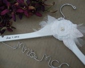 Personalized Hanger,  Custom Bridal Hangers,Bridesmaids gift ideas,Wedding hangers with names,Custom made hangers