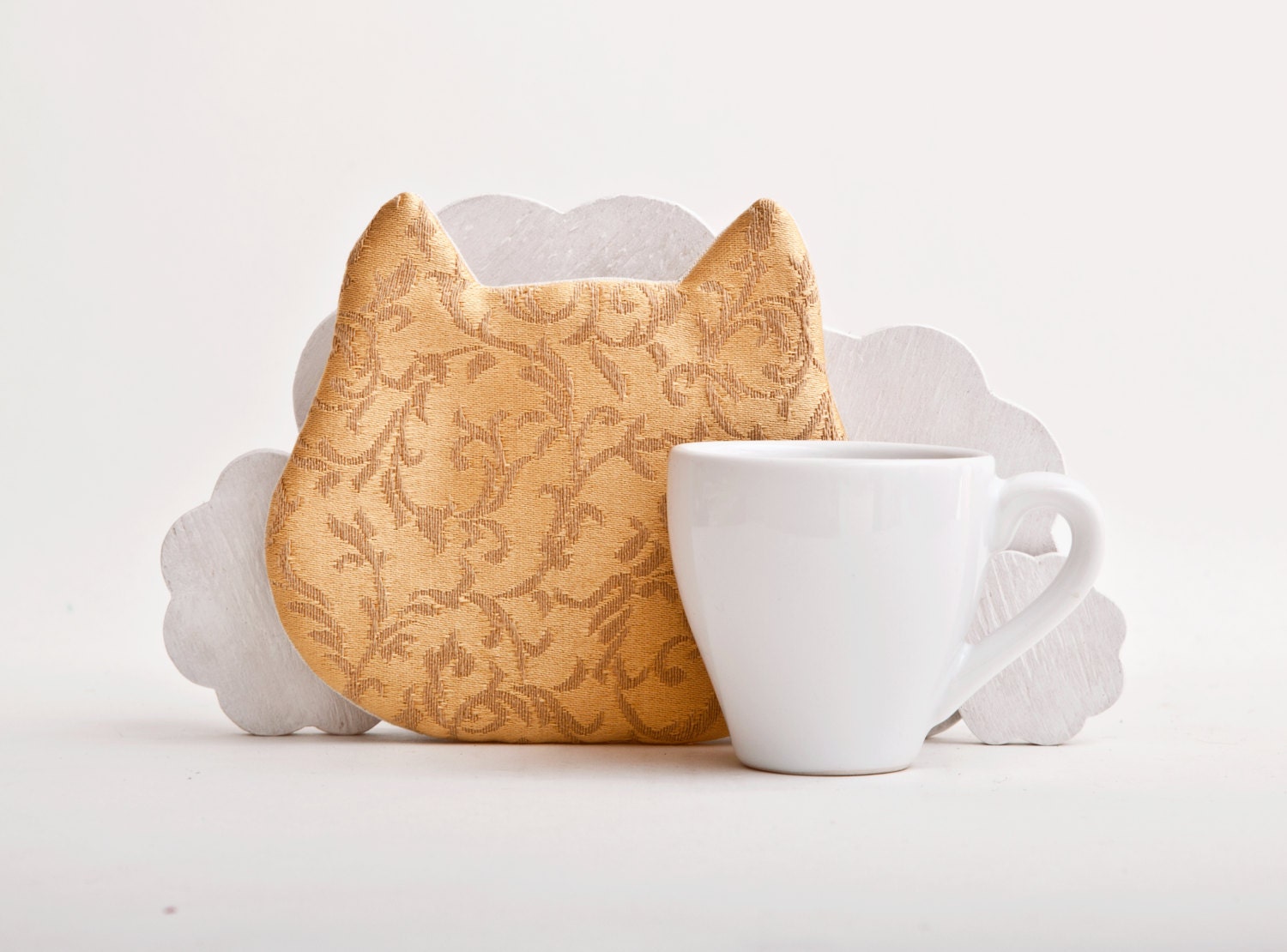 set of 4. Fabric Coasters for cups in a gift box