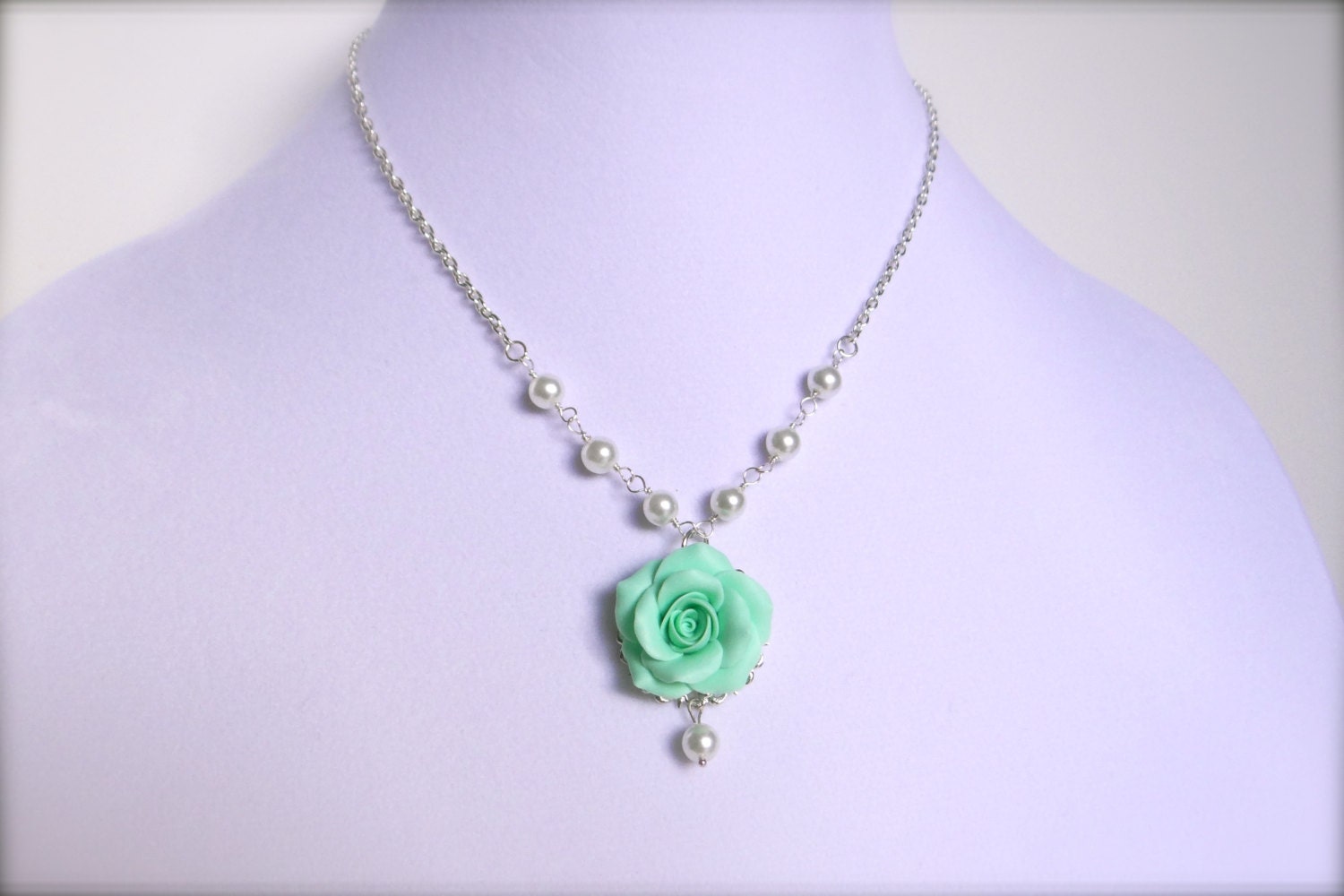 Soft Mint Green Rose Necklace, Mint Green Flower Necklace, Mint Green bridesmaid Necklace, Mint Green wedding Jewelry