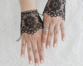 black victorian style  gloves, lace glove fingerless glove, black gloves, FREE SHIP