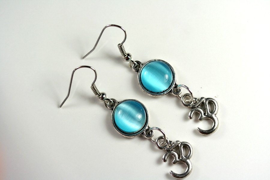 OM Namaste Turquoise Cats Eye Cabochon Nickel Free Silver Plated Ear Wires