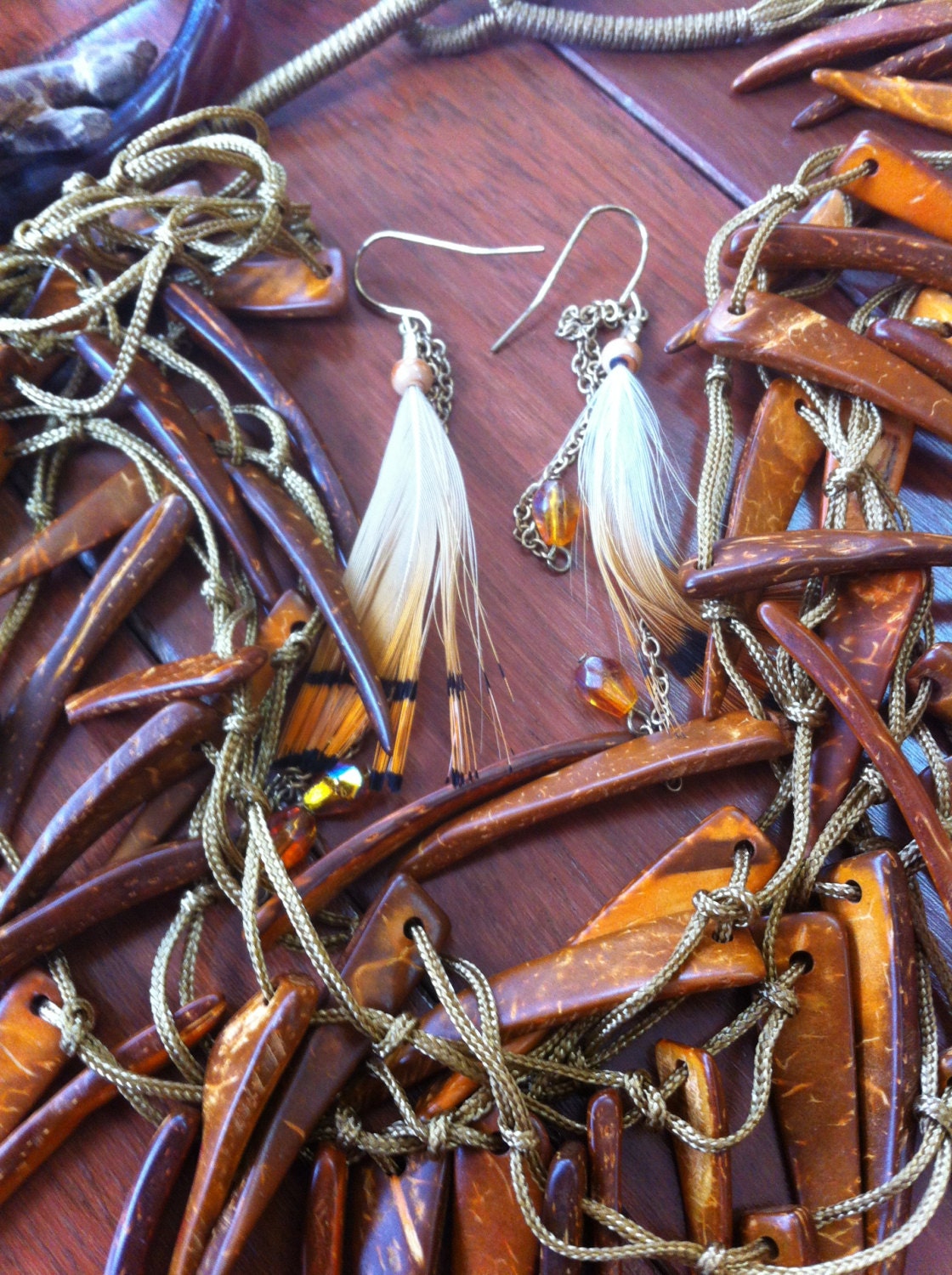 Ambers Vintage Natural Wood Organic Costume Jewelry Lot Feather Carved Animals Native Tribal