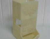 NICE RARE Vintage Matchbox Match Safe Holder, Creamy White Marbled Plastic, Like Lustroware - Vintage Travel Trailer and Home Decor