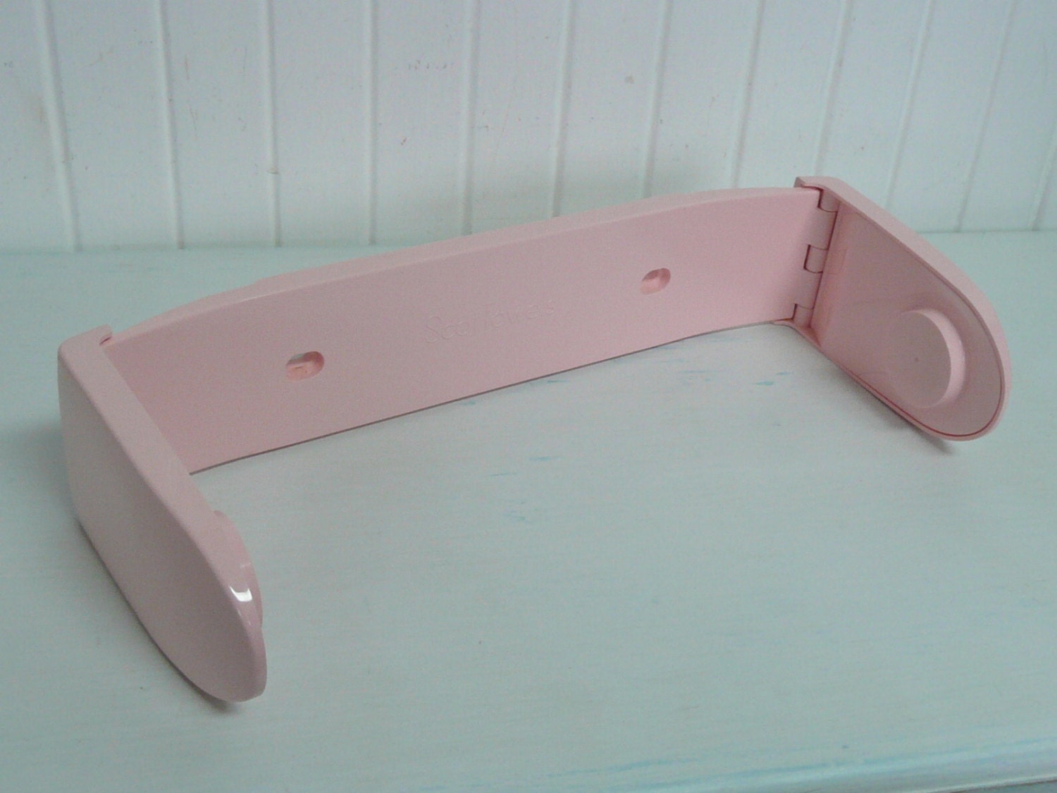 Vintage PINK Plastic Paper Towel Holder Rack By NewLifeVintageRVs vintage-pink-plastic-paper-towel-holder-rack-by-newlifevintagervs