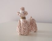 VINTAGE PINK SPAGHETTI Poodle - Gold Collar - 1950s - Blue eyes - Kitsch