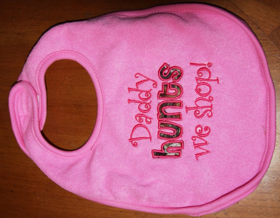 Daddy hunts We shop embroidered bib