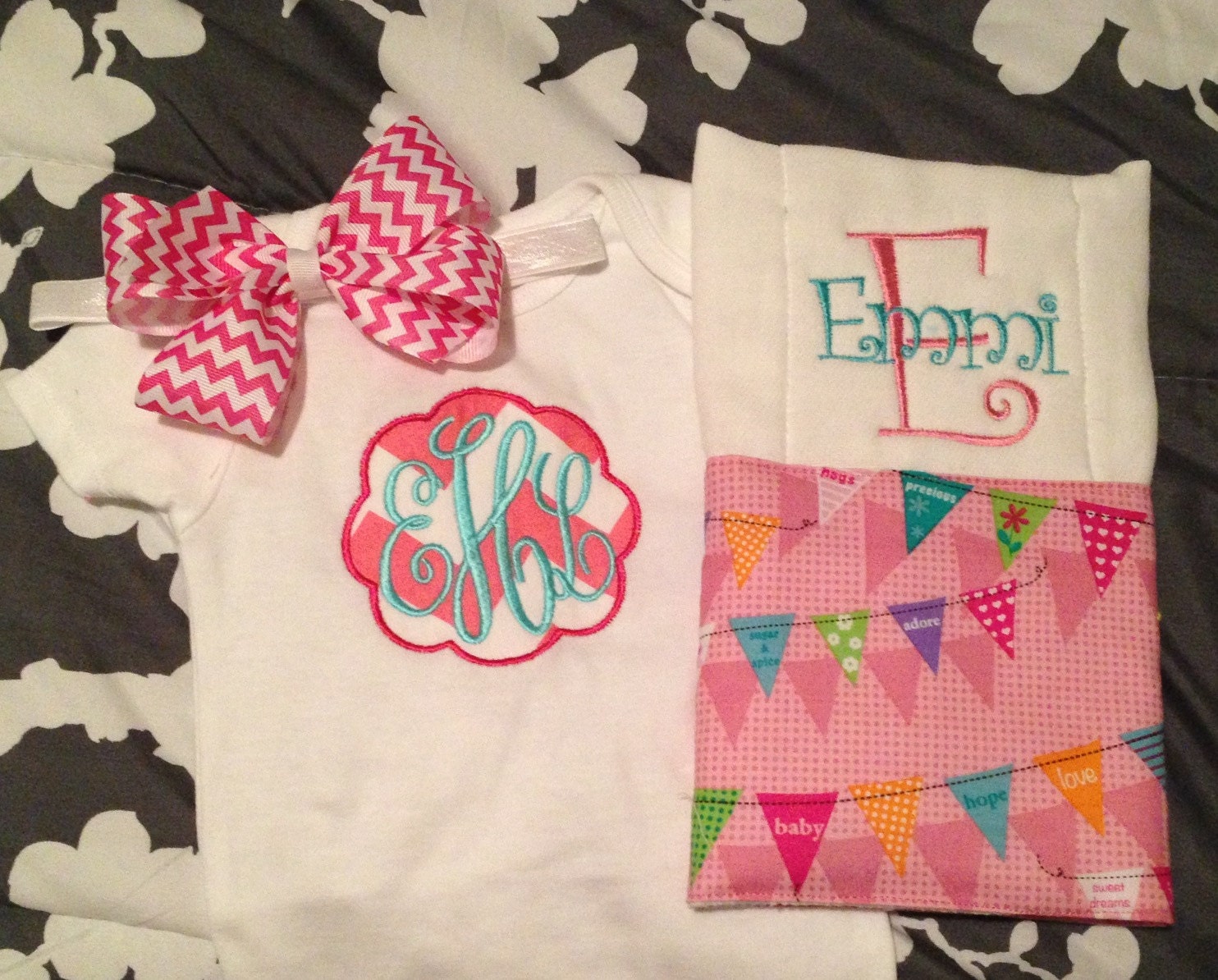 Scalloped Monogram onesie with chevron hairbow and pennant banner burp cloth