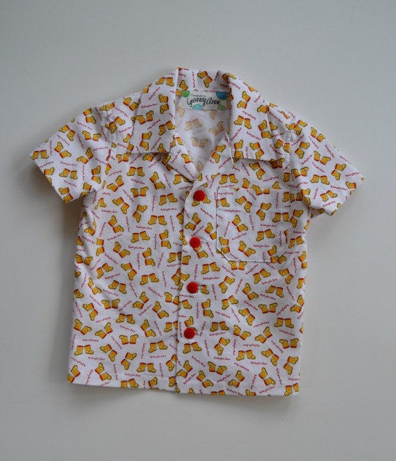 Paddington Bear shirt toddler boy.  Ready for summer.  Patch pocket and neat spread collar.    Size 3T.