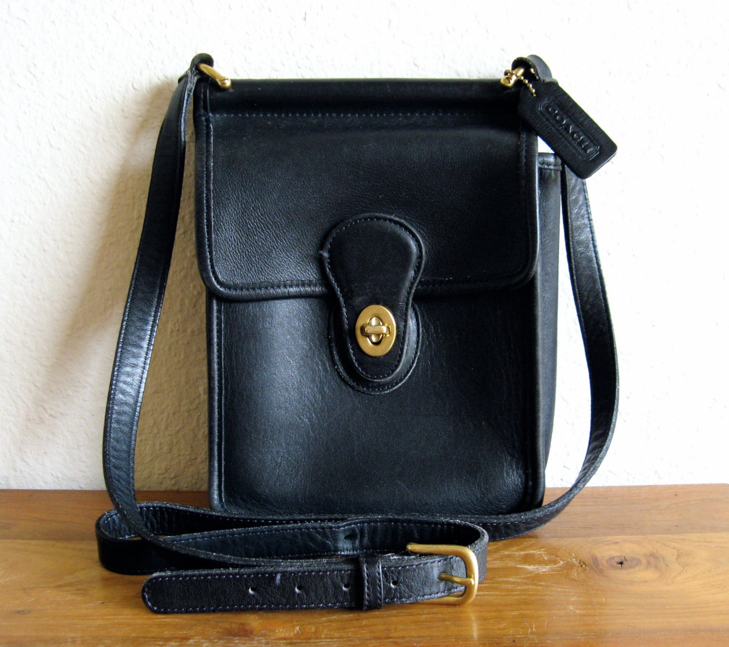 Vintage Black Coach Murphy Cross Body/Shoulder Purse