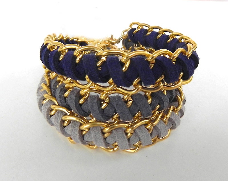 Trendy friendship bracelet with gold chain, suede cord, stackable bracelet
