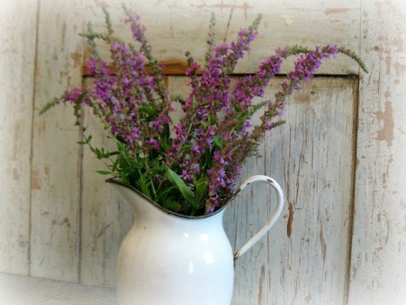 vintage enamelware pitcher / vase / lovely wedding container / home & garden / EPSTeam