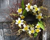 Spring Wreath - Daffodil wreath - Country wreath - Rustic wreath - Primitive wreath - Yellow wreath - Wreath for door - Wreath for wall
