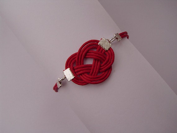 Red Knot Bracelet, Cord Rope Bracelet, Love Knot Bracelet, Celtic Knot, Sailor Knot, Red Bracelet, Cord Jewellery, Gift for Her