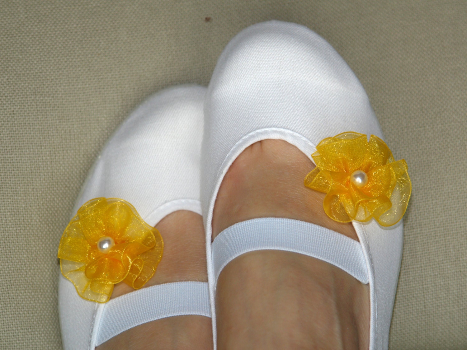 mary janes woman shoes, handmade yellow flowers white cotton flexible sole gym ballet flats dance dancing summer dress  shoes