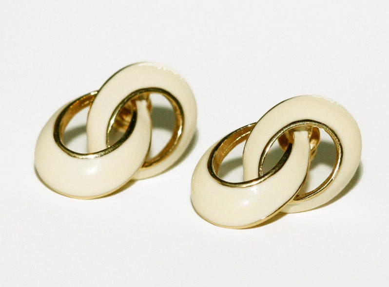 Vintage white enamel earrings, white enamel gold earrings, infinity earrings, light ivory earrings,