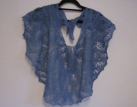 READY TO SHIP. Cotton lace shawlette  - Hand knitted. Indigo blue colour. Fichu Collar Shoulder shawl