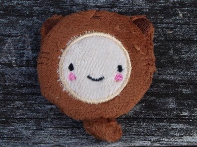 Kawaii Tape Measure Brown Plush Critter