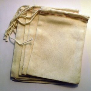 Luxe Lips Muslin Gift Bag Optional Add On