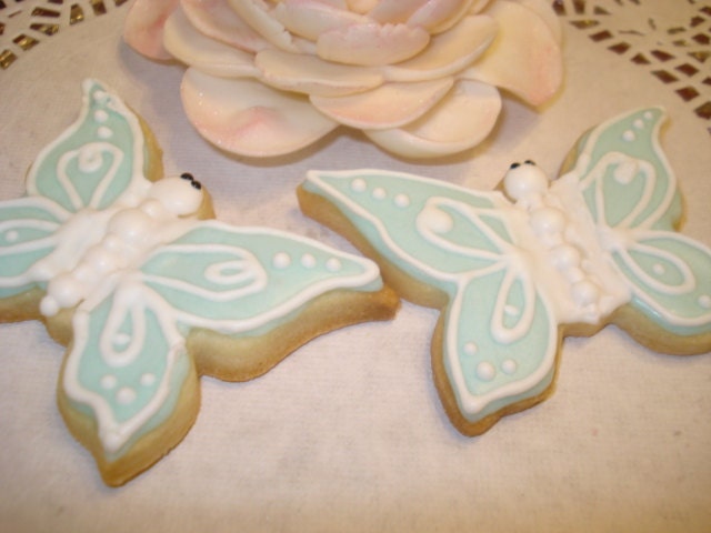 Sweet Flutter Butterfly Vanilla Decorated Sugar Cookies - 1 Dozen
