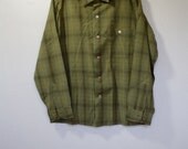 1950's PENDLETON men's vintage loop collar olive wool shirt M