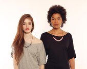 Short necklace, braids in grey and pink or grey and black Jersey, chaine in brass tan