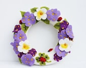 Door wreath, spring wreath, table decoration, felt wreath, felted wreath