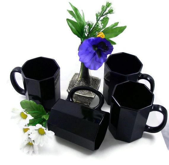 French Octagon Coffee Cups - Arcoroc France - Octime Pattern