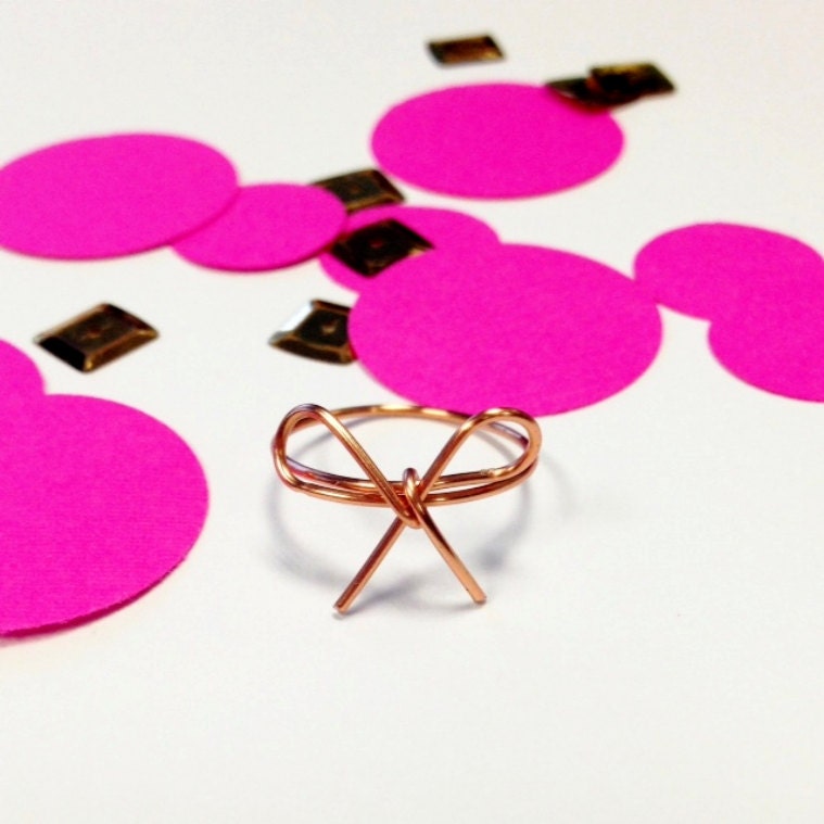 Rose Gold Bow Ring