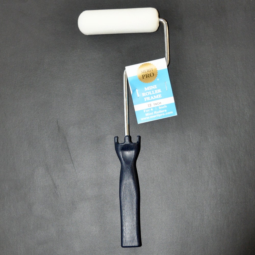 Stenciling Foam Roller With Handle 4 Inch