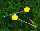 Yellow Flower Hairpins - Daisy Hairpin Set - Bobby Pins - Mod Hair Clips - Handmade Hair Pins - Plastic Laser Cut Hair Accessories