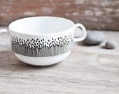 Hand-painted vintage soup bowl "somewhat angular", black and white