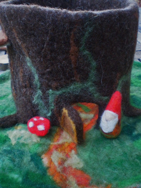Tree Stump Felt Playscape with Forest Gnome