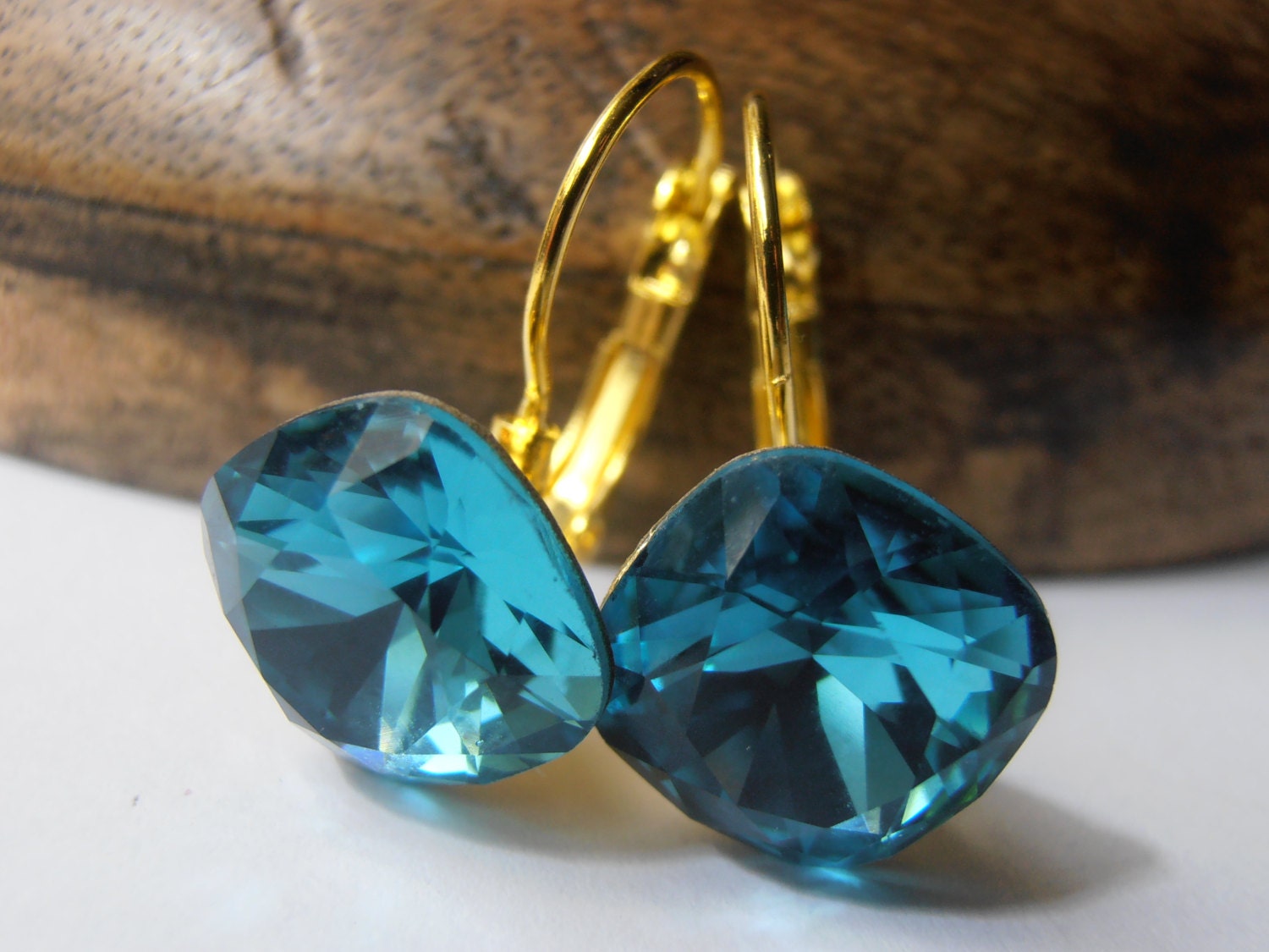 Indicolite, Swarovski crystal, Cushion cut 4470 12mm, Gold plated setting, Vintage, Leverback dangle/drop, Golf earrings