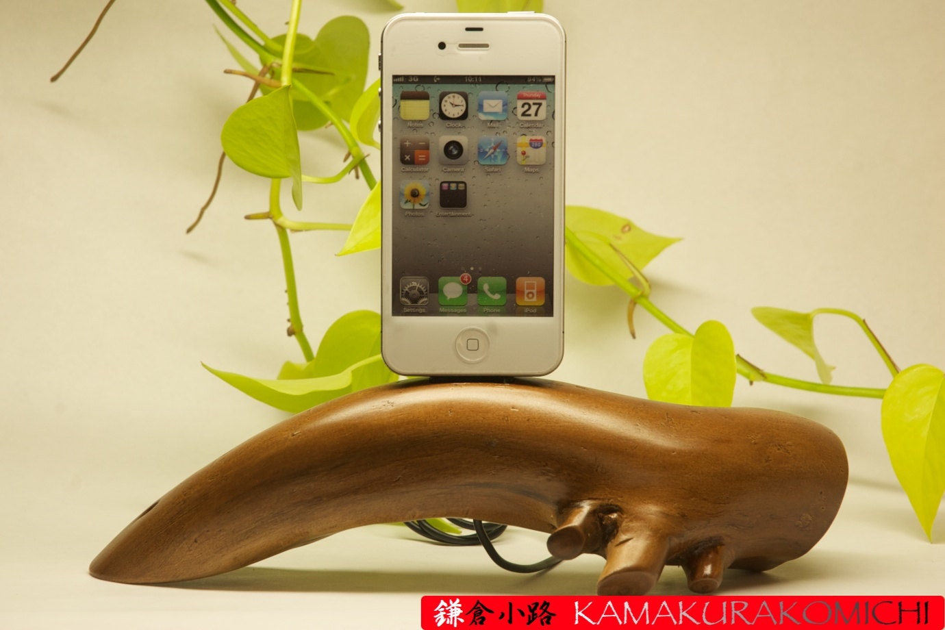 Driftwood Docking Station for iPhone4/4S, iPod