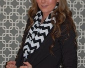 Infinity scarf in Black and White Chevron