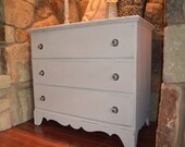 Antique White Dresser / Chest of Drawers / Changing Table
