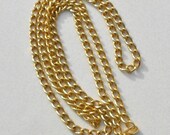Chain long gold tone chunk metal straight form the 80s